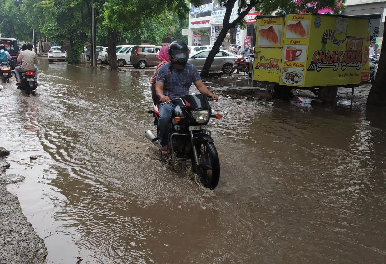 light rain waterlogging