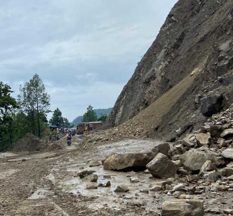 NH Closed in Champawat