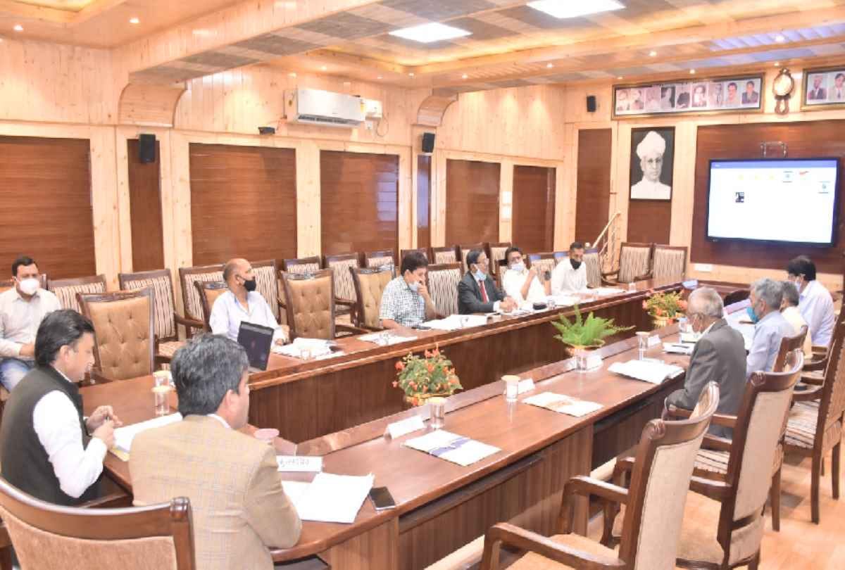 Applications will be invited again for 274 posts of non teachers in HPU, decision in EC meeting