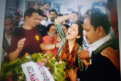 विलाप करते परिजन।