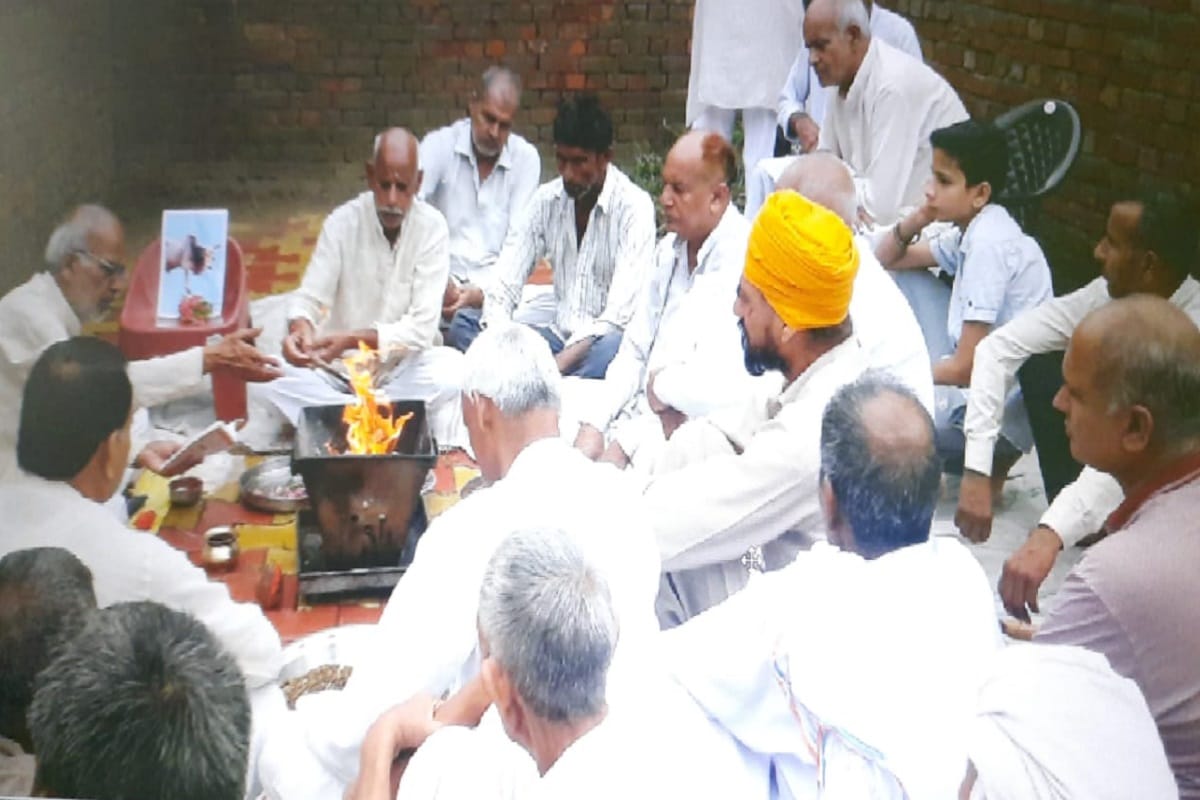 UP News: The ritual thirteenth was organized after the death of the bull in Deoband of Saharanpur