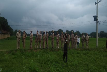 Pratapgarh: Youth dies in fierce firing in land dispute, condition of four people critical