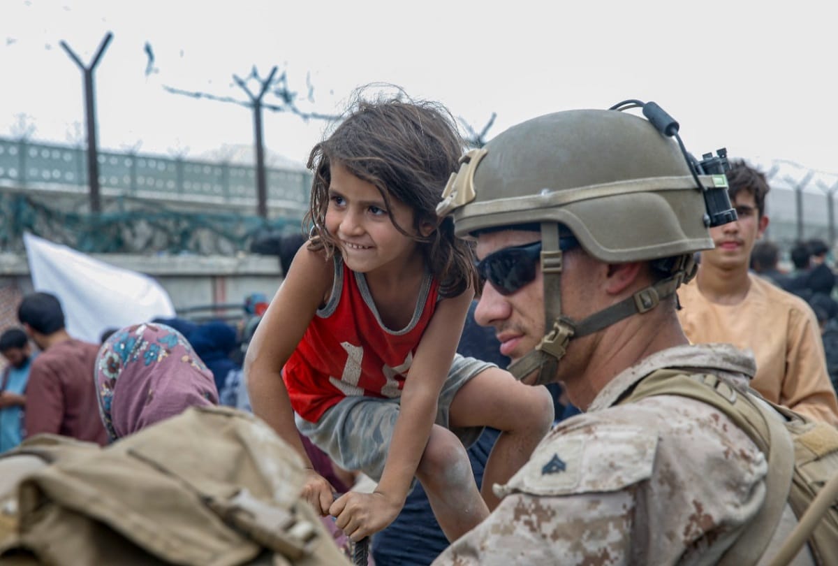 Afghanistan crisis, Photos of Children rescue in afghanistan, taliban photos today