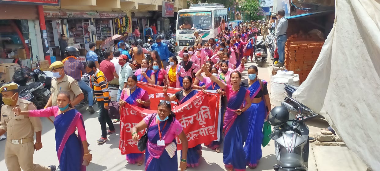 ASHAs demonstrated by taking out a warning procession