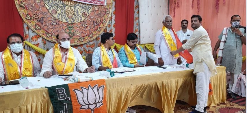 Hathras: Target more seats in 2022 than 2017, workers should be engaged: Poonam Bajaj