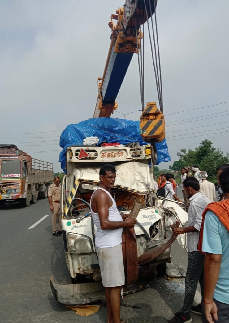 Max collides with truck parked at Kathfori toll, one dead