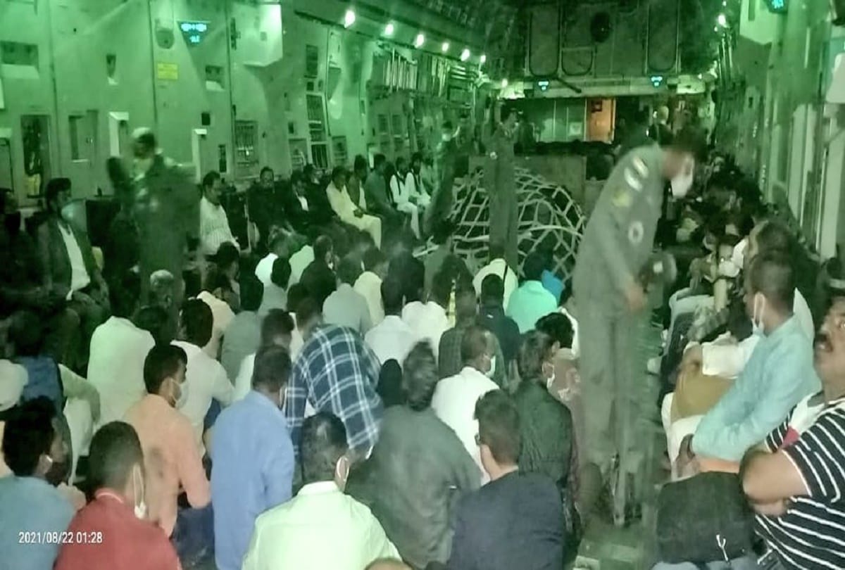 Afghanistan Indian aircraft flew again from Kabul carrying 168 passengers will reach Hindon airbase today