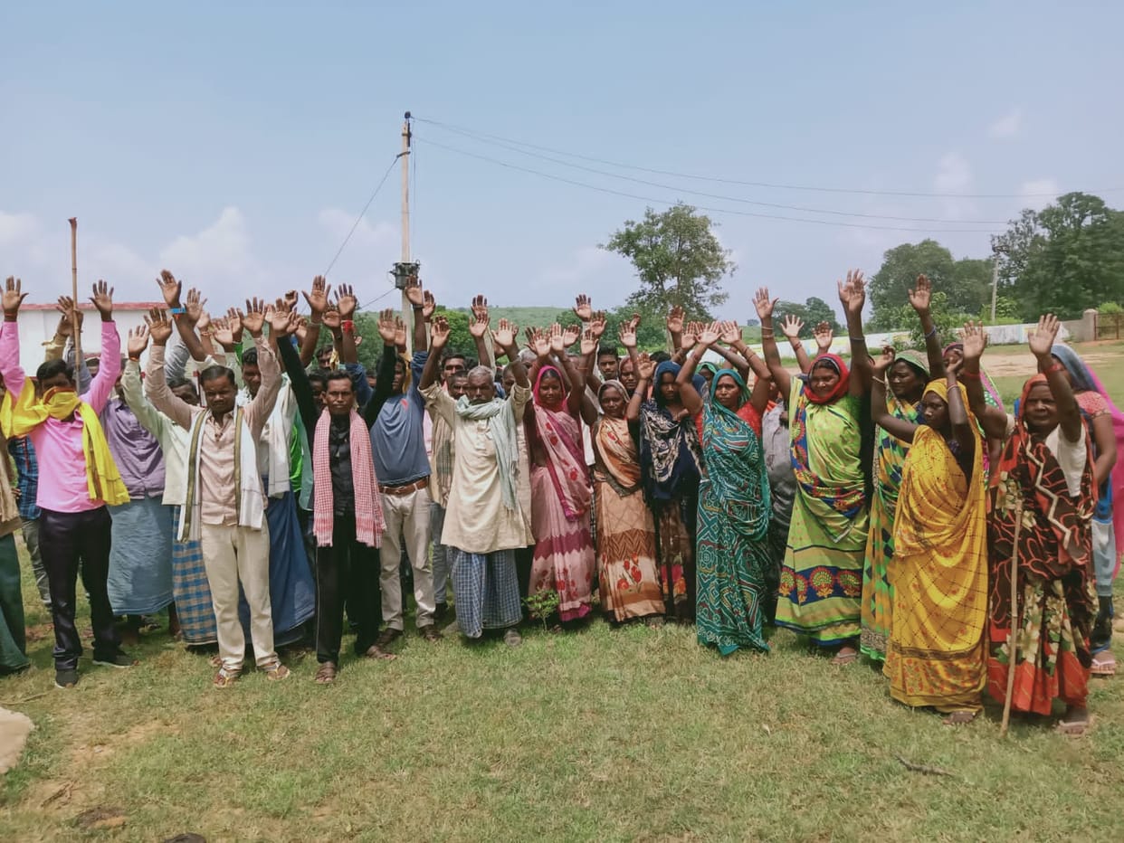 Demonstration by alleging embezzlement of lakhs of rupees