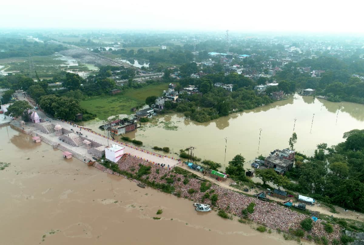 Gorakhpur Flood News: Flood in gorakhpur update Bharwalia Basawanpur ring dam broken