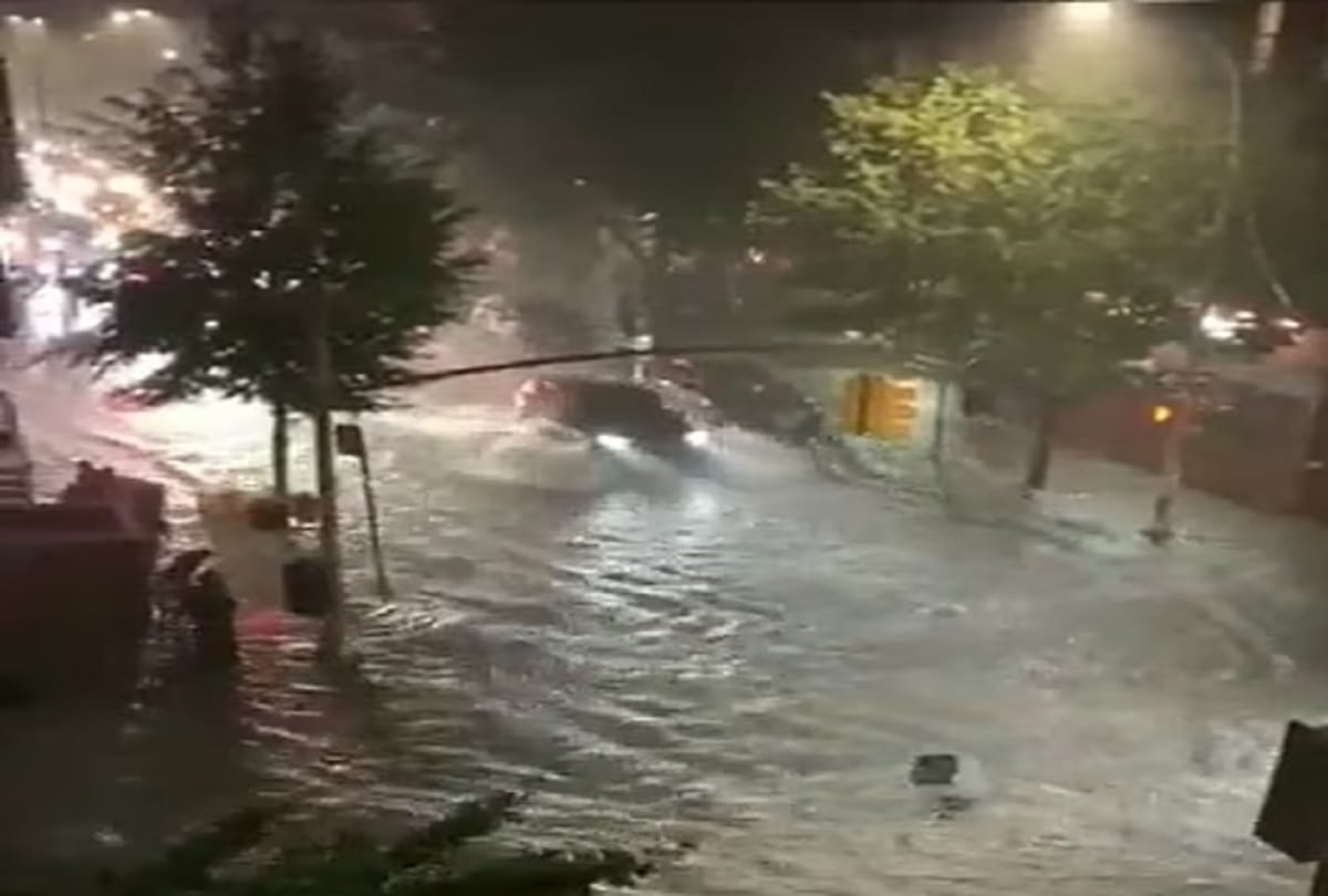 Hurricane Henri flooding New york city streets, subways