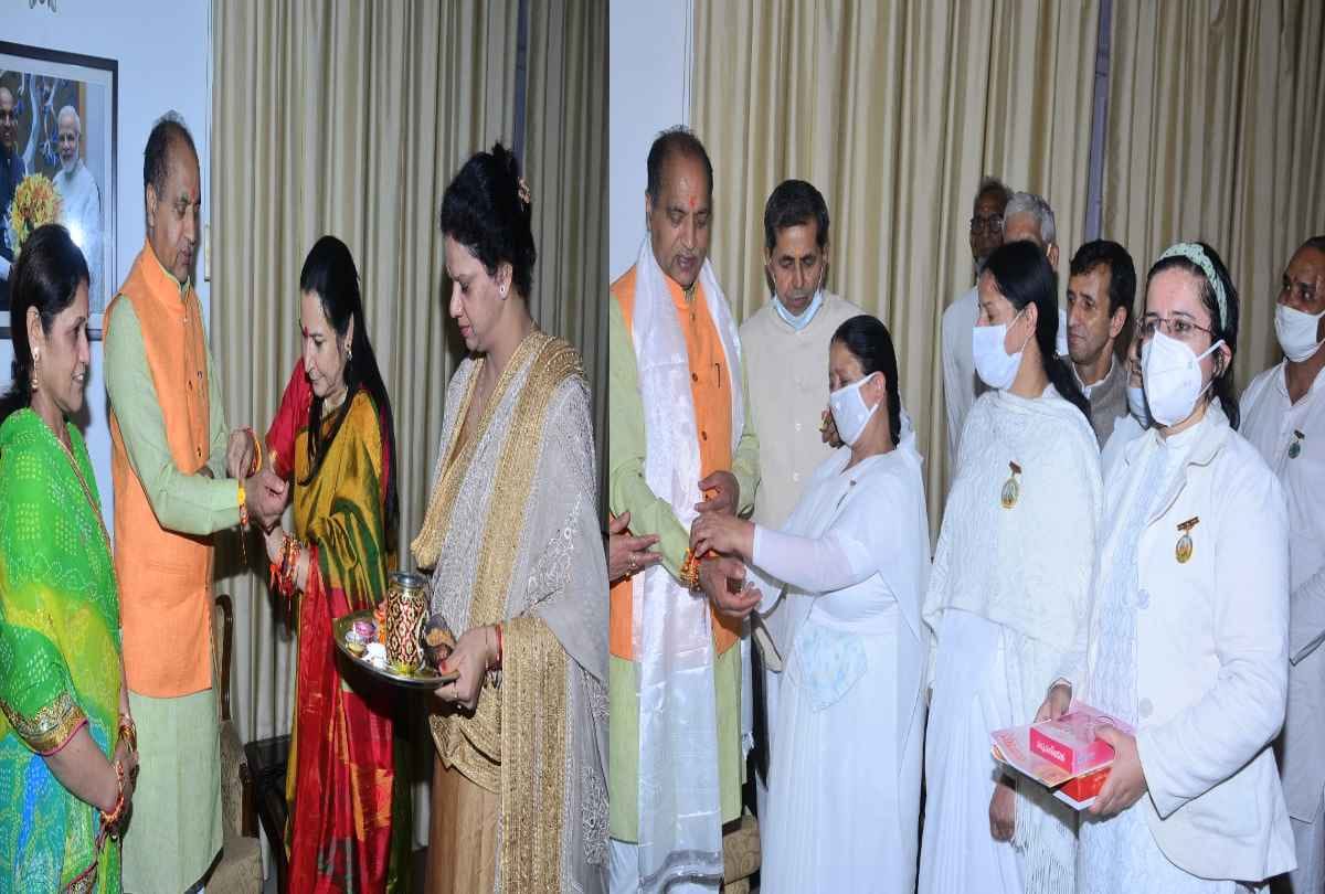Rakshabandhan: Members of Mahila Morcha tied rakhi on Chief Minister Jairam's wrist