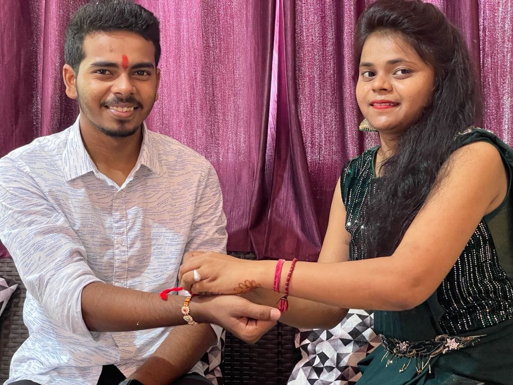The strings of love of sisters adorned on the wrists of brothers