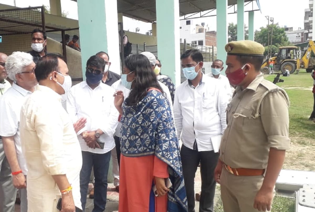 Aligarh administration to make last rites of former CM Kalyan Singh memorable