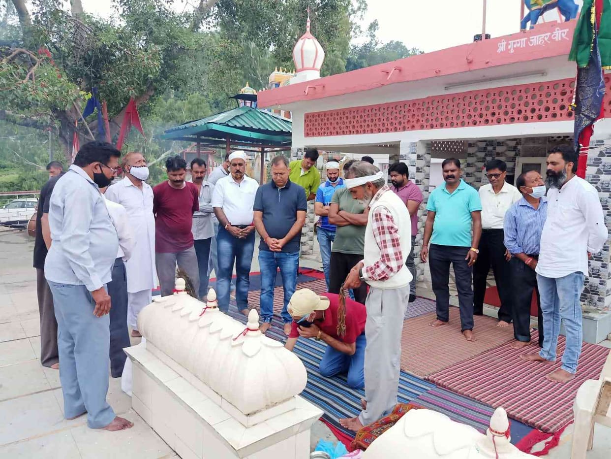 Guggamadi fair starts after Chhadi pooja in Subathu