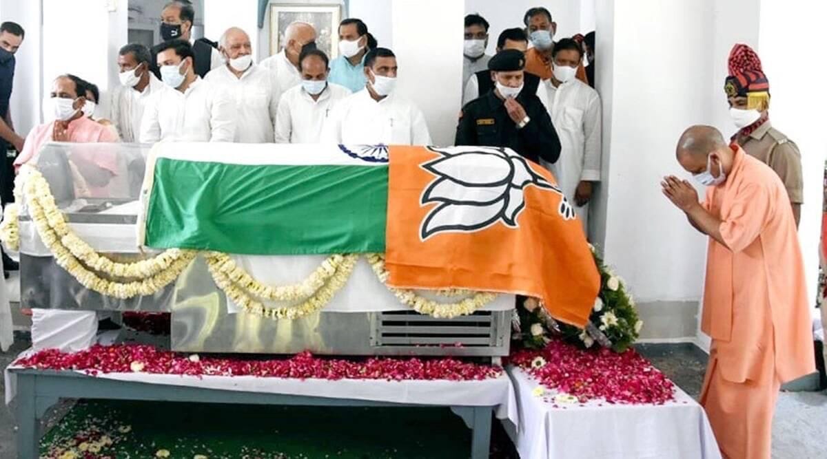 Smriti remaining: ... so Kalyan was wrapped in the flag of the BJP, the flag was placed on his body in the BJP state headquarters.