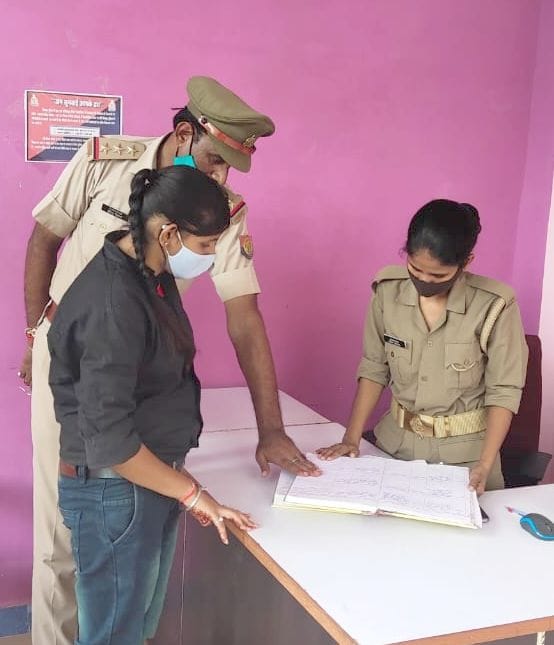 Muskan took over the police station and Anshika took over