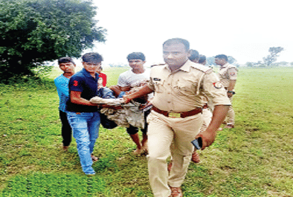 Within a short time, Kallu Tiwari had achieved mastery in the world of Crime, came in the headlines after the murder of the SHO