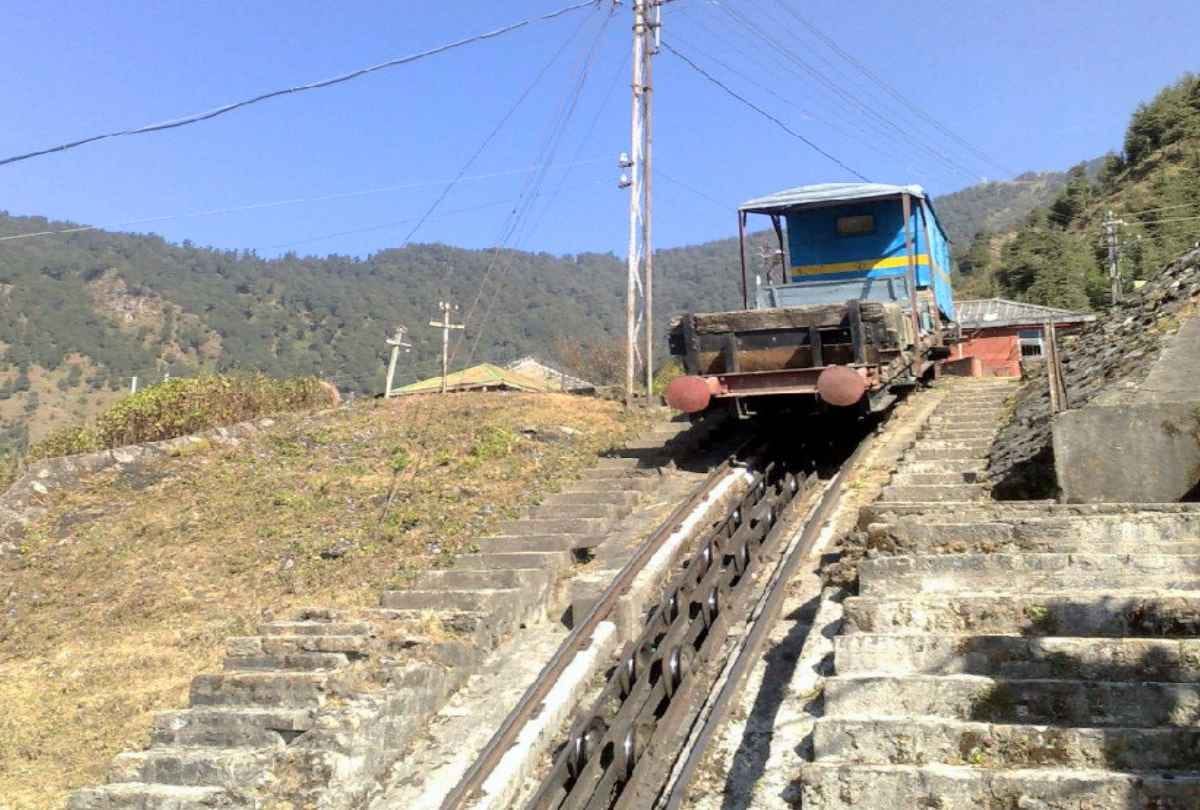 Ajadi Ka Amrit Mahotsav: Shanan-JoginderNagar railway track was laid to provide power supply to Lahore of Pakistan