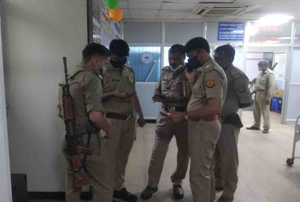 Dispute in medical college campus, mess operator shot
