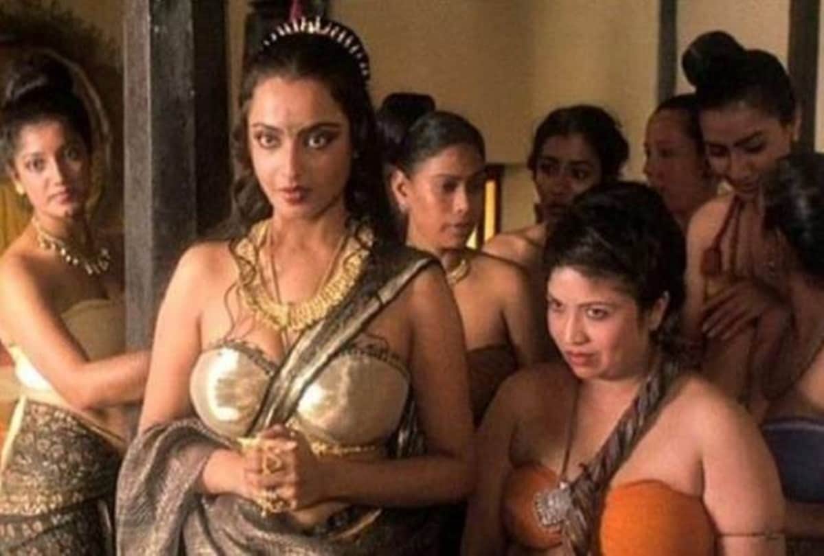 5 Times When rekha Did very Bold Scene On Screen
