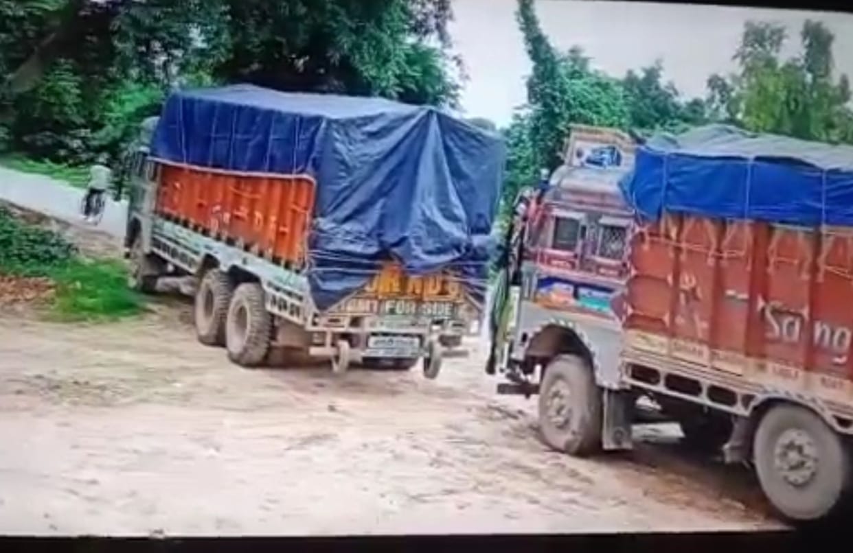 Negligence: Transportation of government food grains by unfit 19 trucks