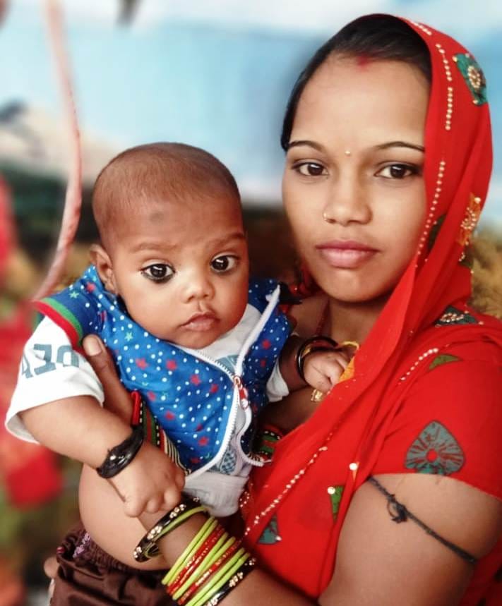 Bike riding couple and innocent son died in a road accident