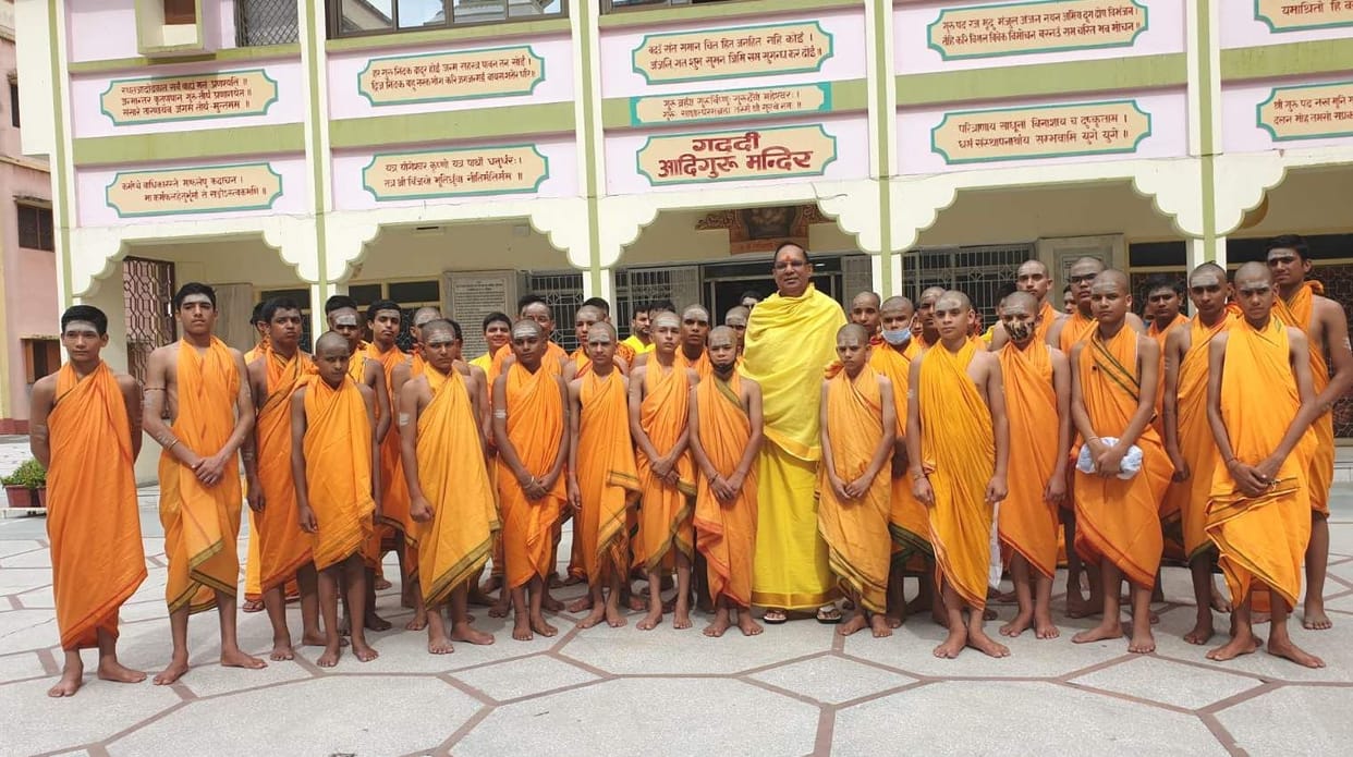 Shravani Purnima: 60 students performed the janeu rites