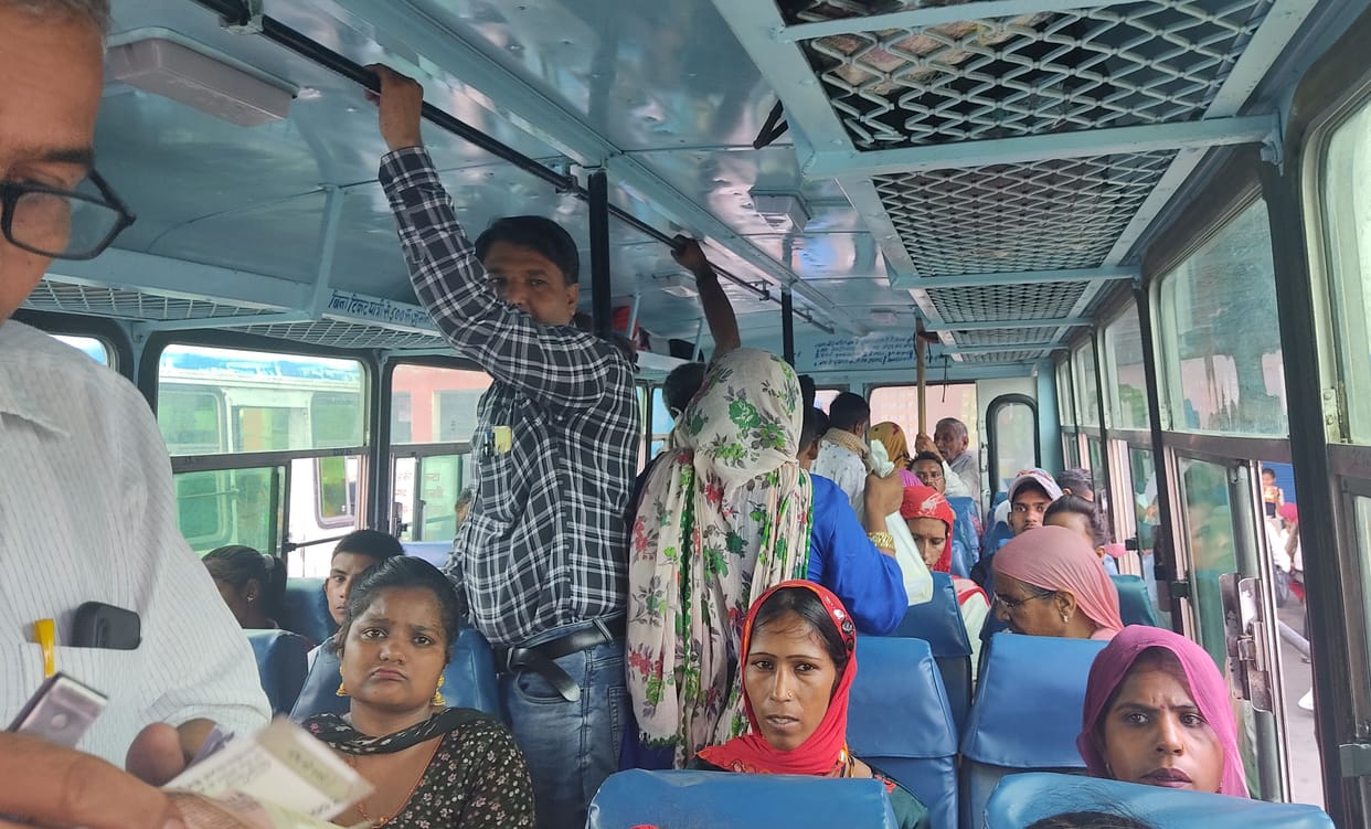 Passengers remained more, buses fell short, women had to travel standing