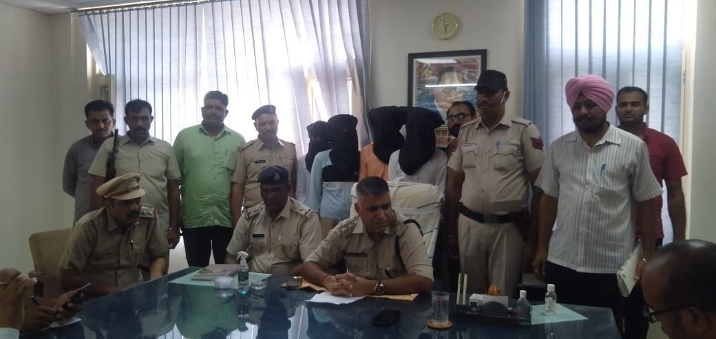 Robbery to fulfill the need of intoxicants, changed appearance to hide identity