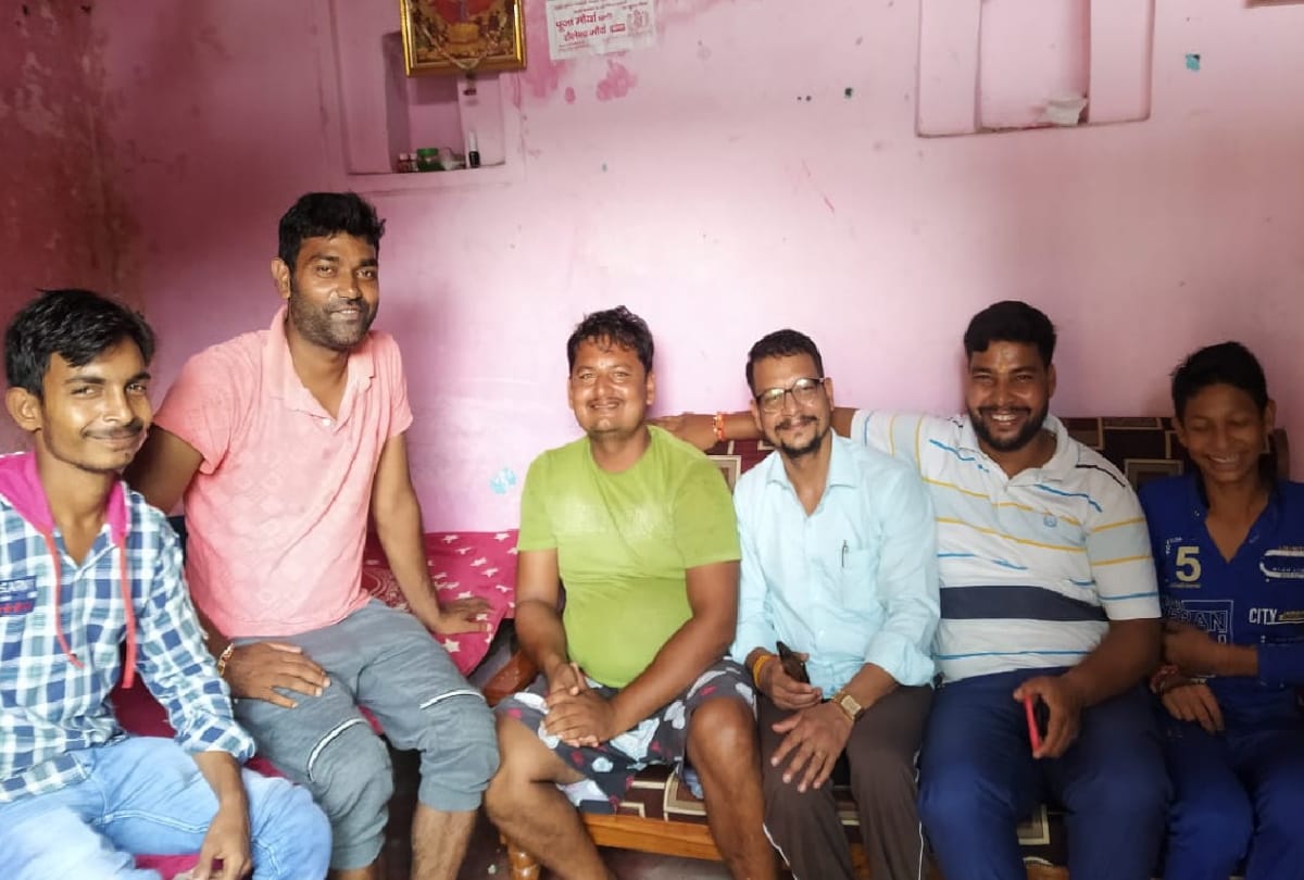 Shailendra and Ranjit returned home from Afghanistan to Gorakhpur