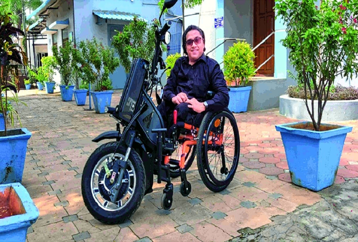 IIT Madras and Neomotion Startup developed the country first indigenous motorized wheelchair vehicle