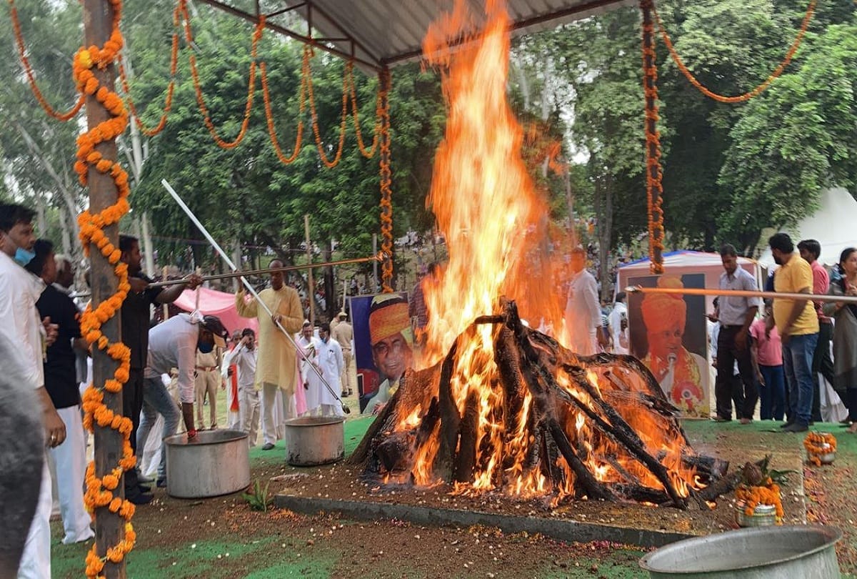 kalyan singh ashes will be immersed in narora ayodhya and kashi