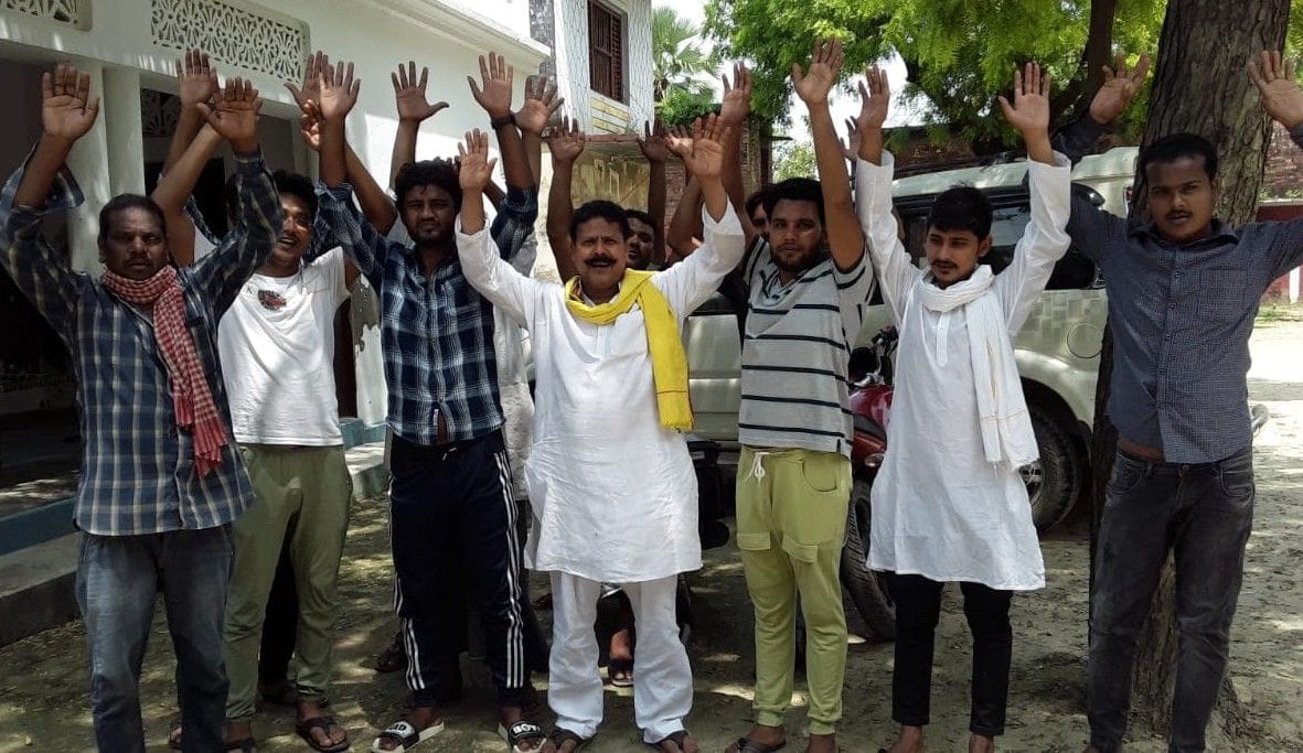 Villagers demonstrated for the demand to open post office in the village