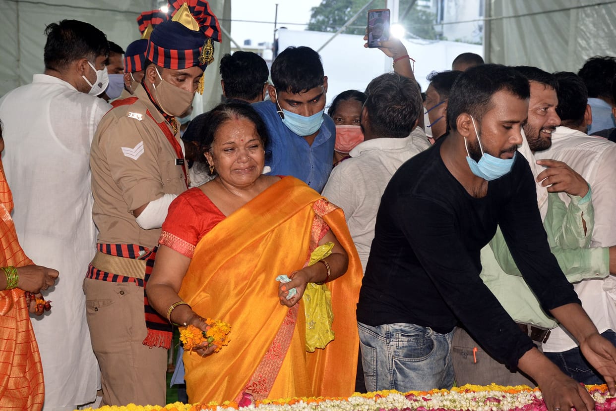 Aligarh: The role of family philosophy, yet of family supporters