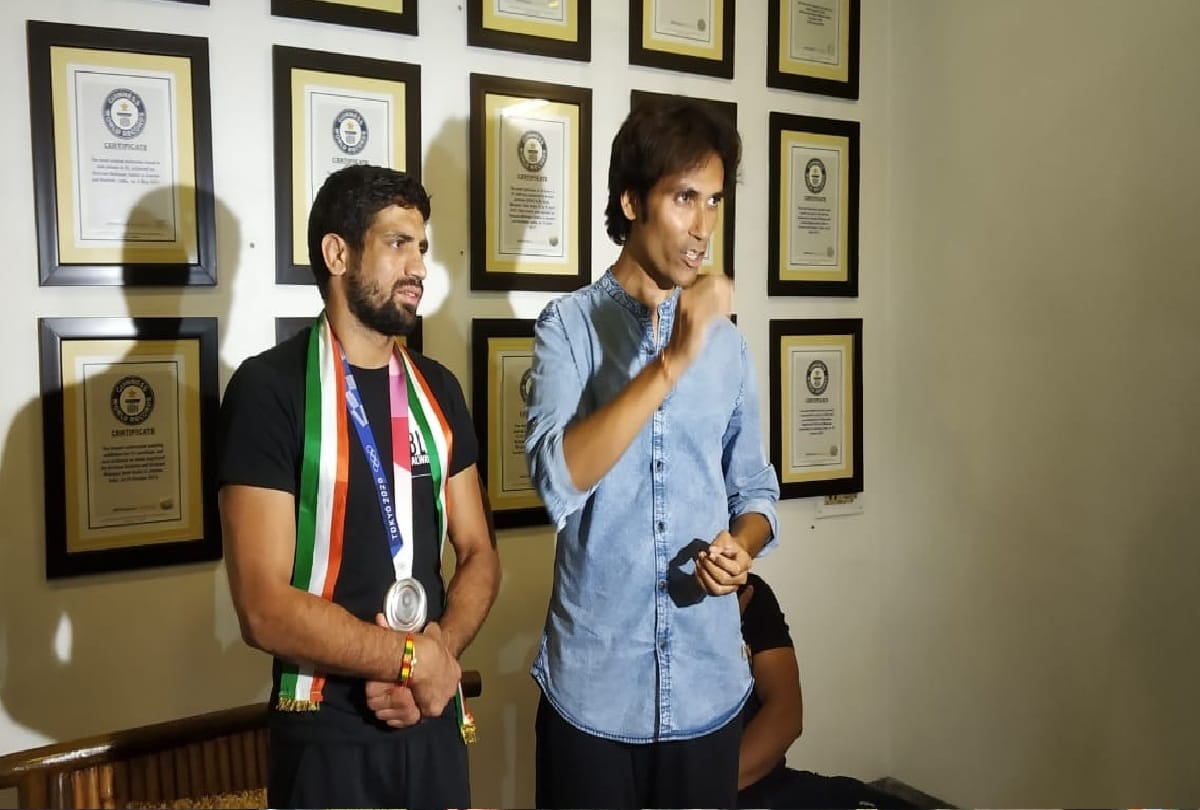 Olympian Ravi Dahiya, who reached Jammu and Kashmir with a silver medal, said – it takes hard work making dreams come true