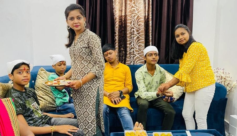 sister and brothers celebrated Rakshabandhan with strong zeals in whole doaba