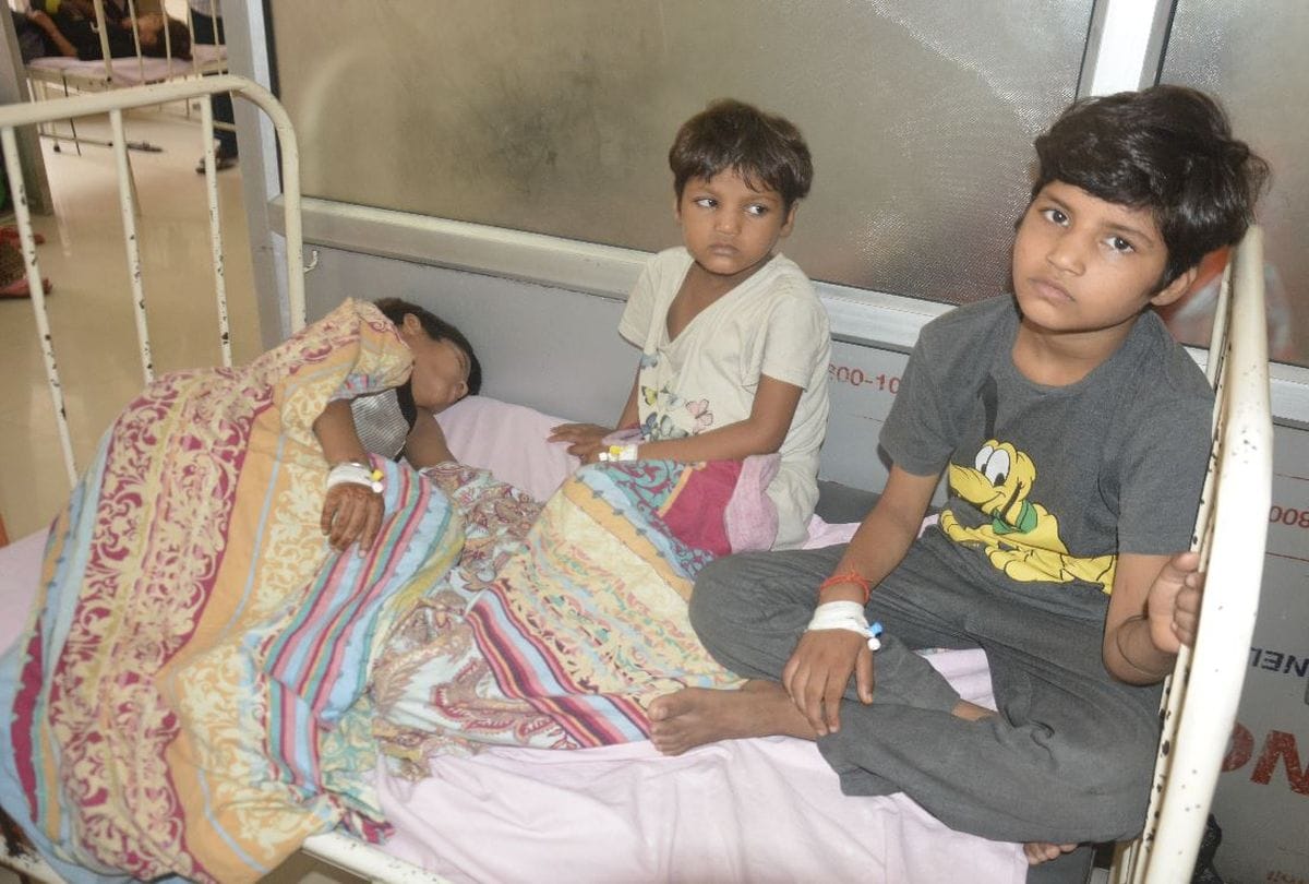 Viral Fever Outbreak In Medical College Pediatric Ward Three Patients On One Bed