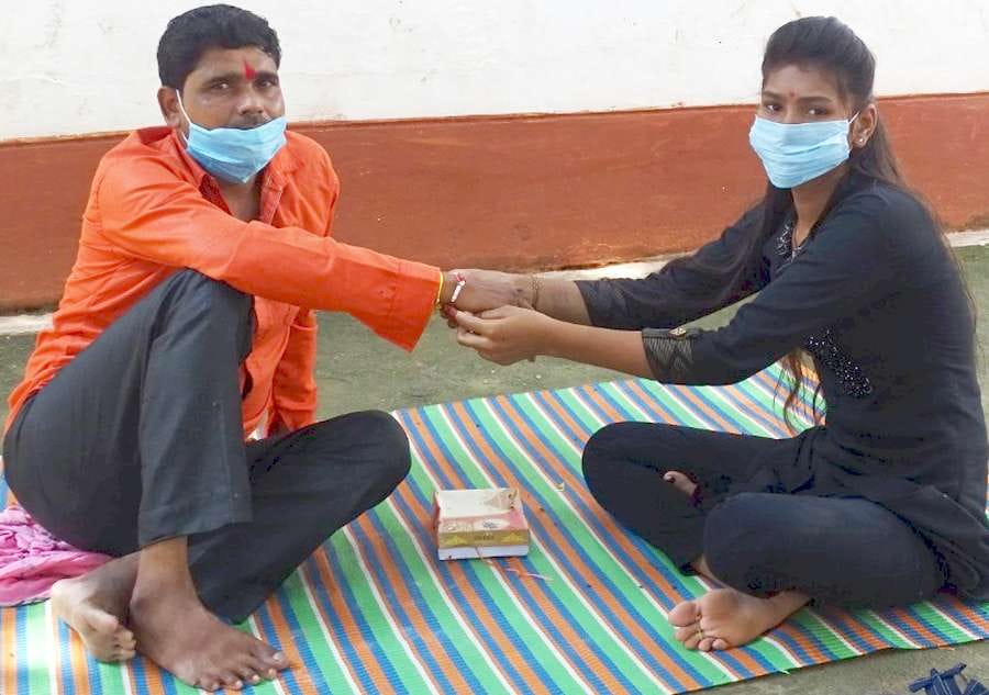 Sisters reached to tie rakhi to brothers in jail