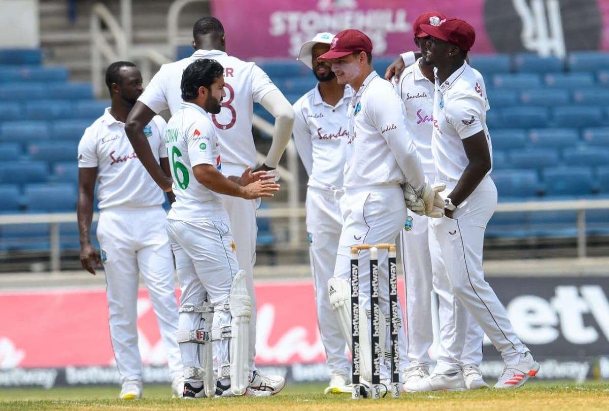WI vs PAK 2nd Test west indies scored 39 runs loss of 3 wickets agaist Pakistan at Kingston test
