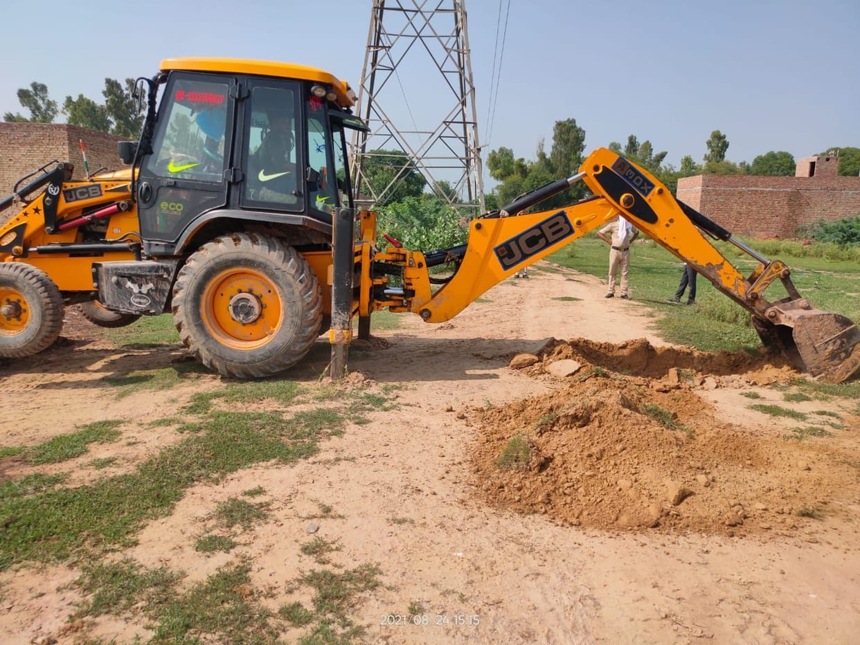 Illegal colony was cut in eight acres, DTP demolished JCB