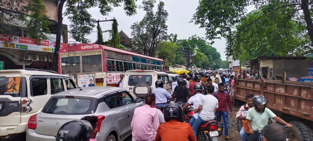Heavy jam everywhere, hundreds of candidates missed exams