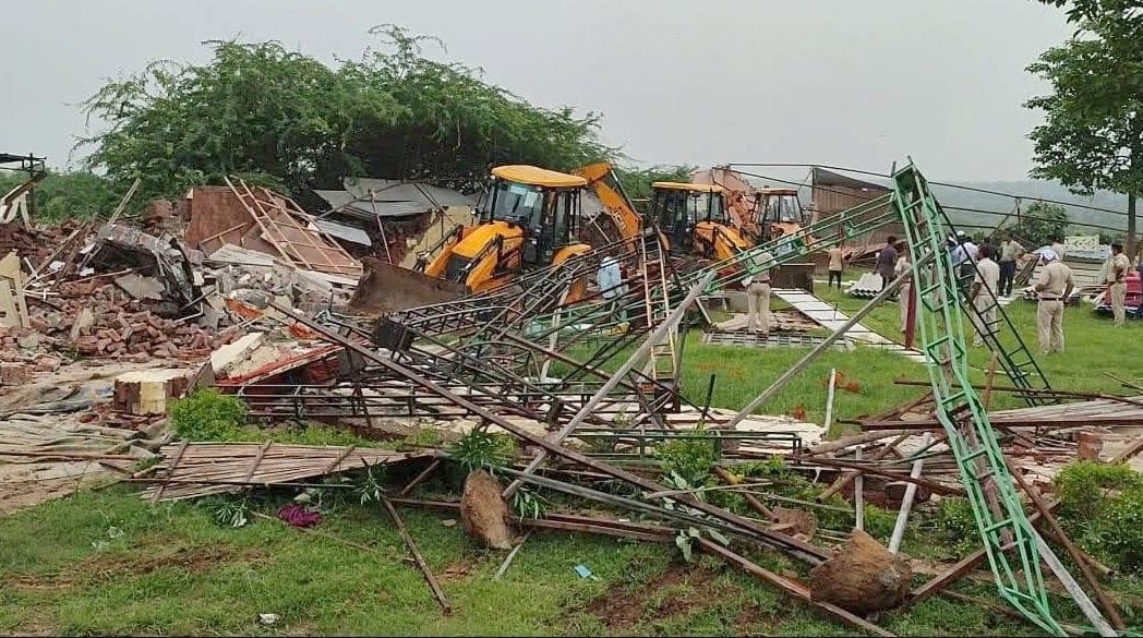 Dozens of encroachments demolished in the market
