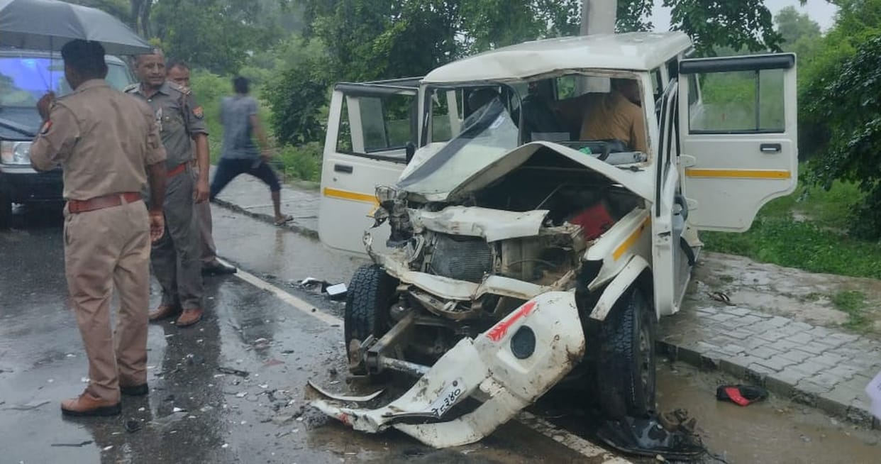 Bolero returning from relative's sorrow clashed with DCM, two killed, 11 injured