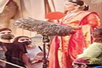 Aishwarya Rai's first look pic from Ponniyin Selvan leaked See here