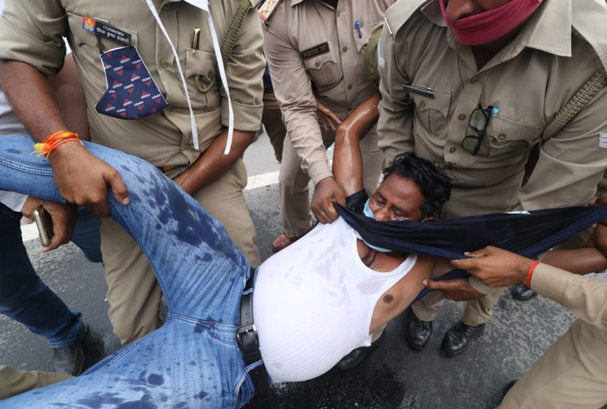 A man tried to self immolate in front of vidhansabha in Lucknow.