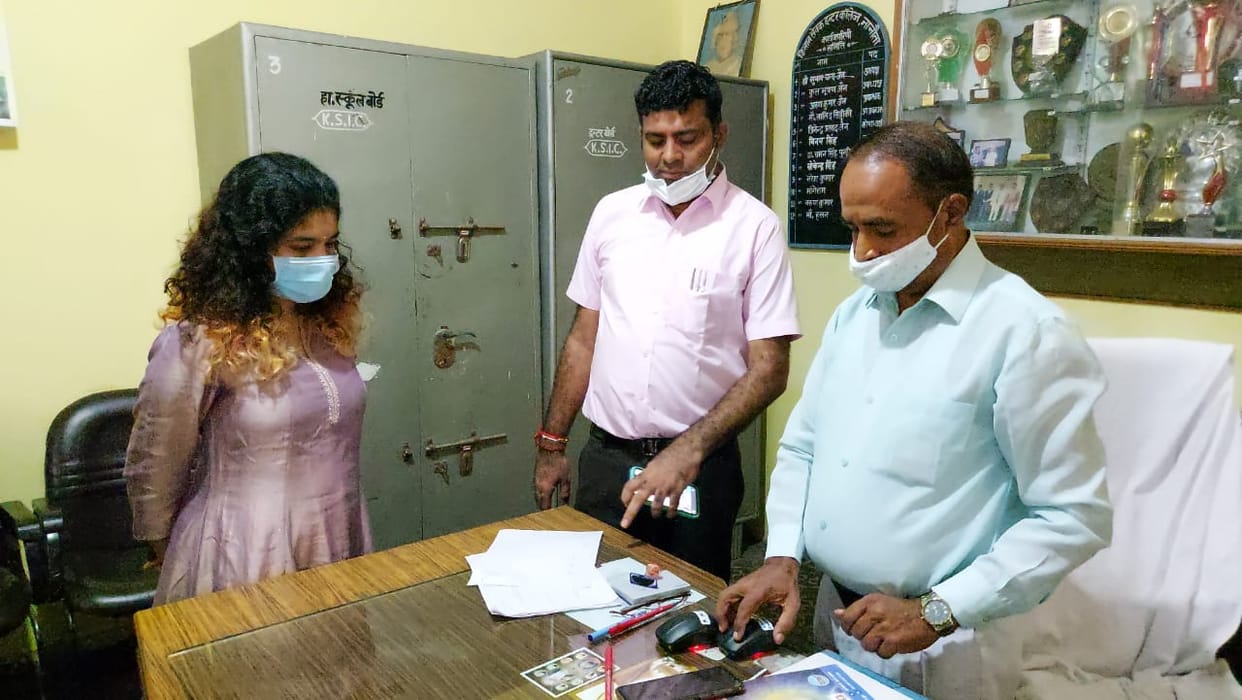 SDM expressed displeasure over finding a mess in the inspection