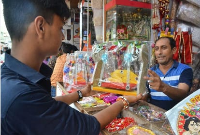 Agra Market On Krishna Janmashtami Latest News In Hindi