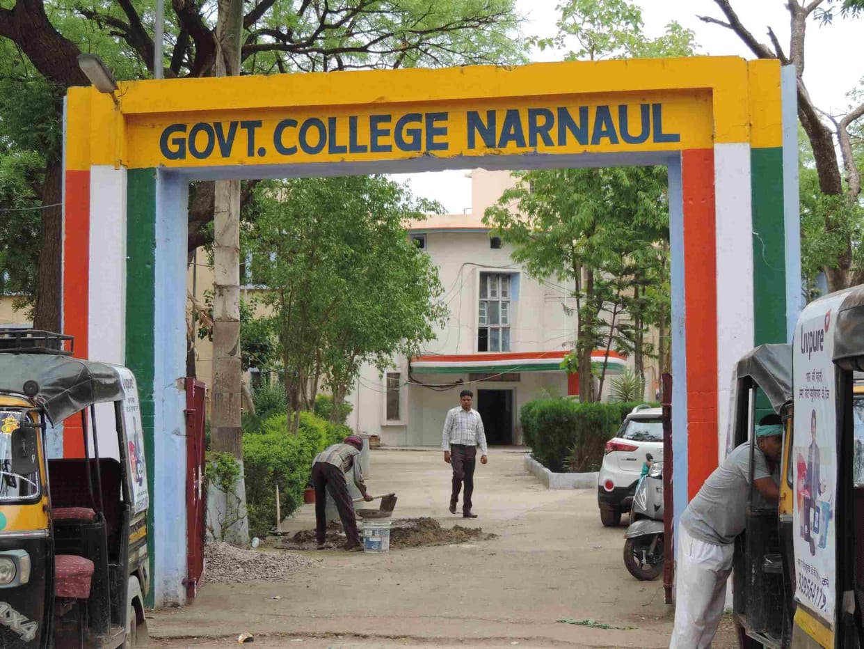 13 colleges runing without the head