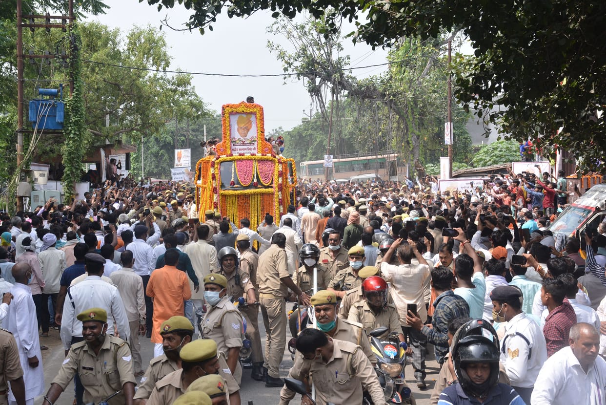 Thousands Paid tribute to Kalyan Singh