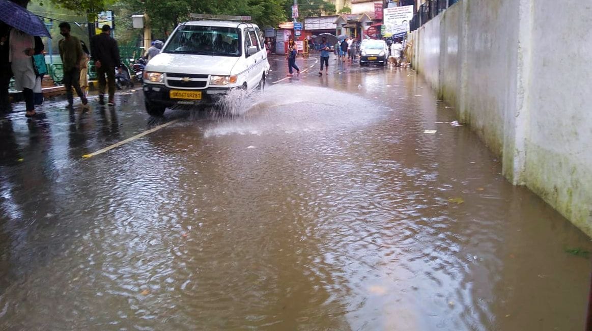 Torrential rains disrupted life in Nainital